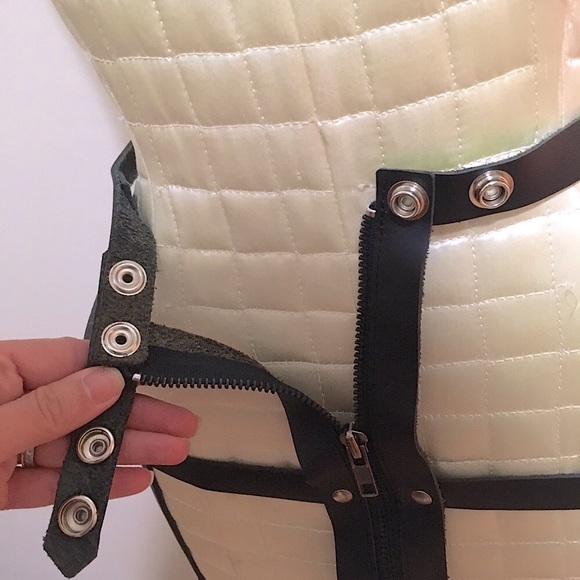 100% Leather harness bondage cage pencil skirt belt XS - Picture 4 of 9